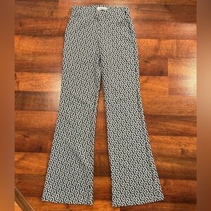 Urban Outfitters Boho Flared Patterned Pants Size Small Knit
